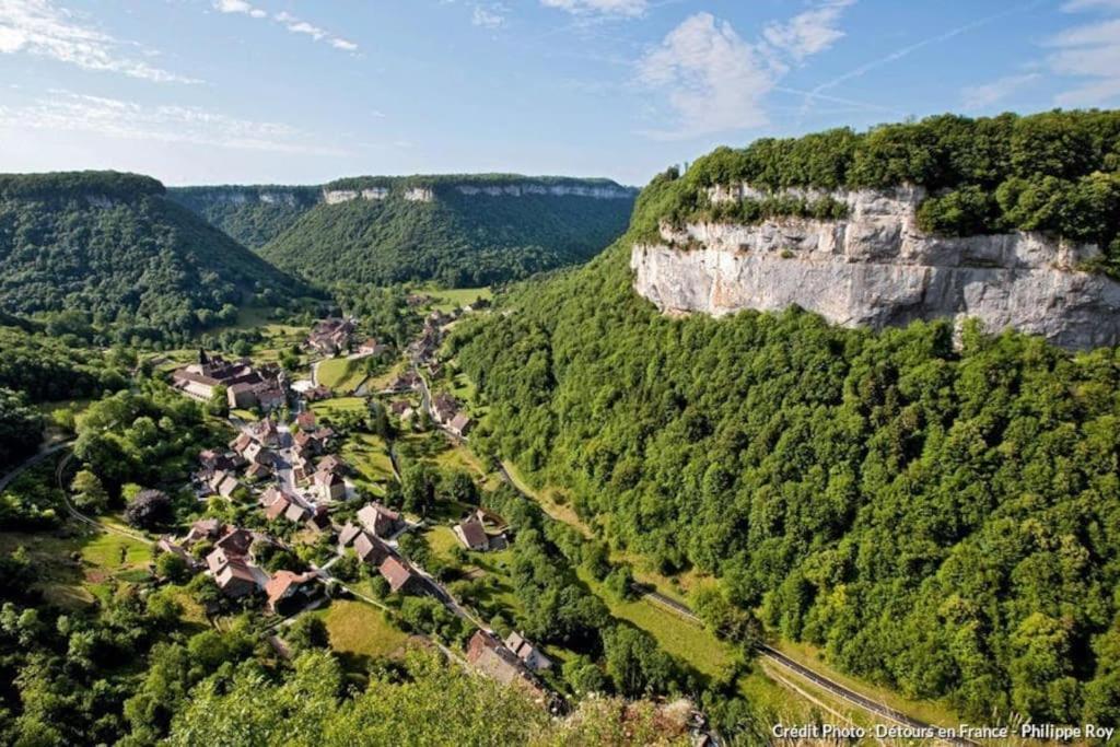 Gites Aux Granges Du Vilaret 克莱尔沃－莱拉克 外观 照片