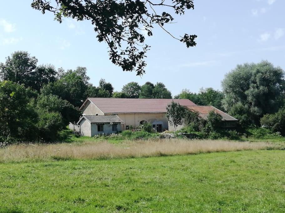 Gites Aux Granges Du Vilaret 克莱尔沃－莱拉克 外观 照片
